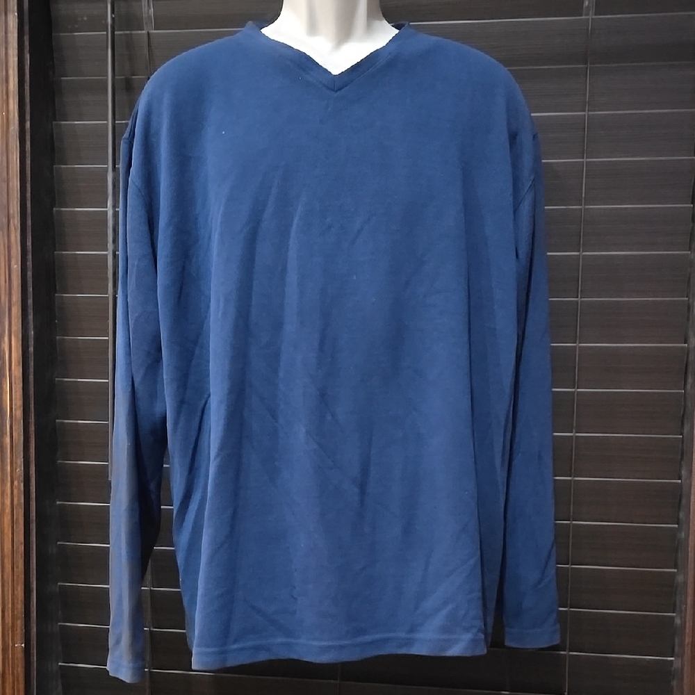 Blue V-Neck Long Sleeve Shirt